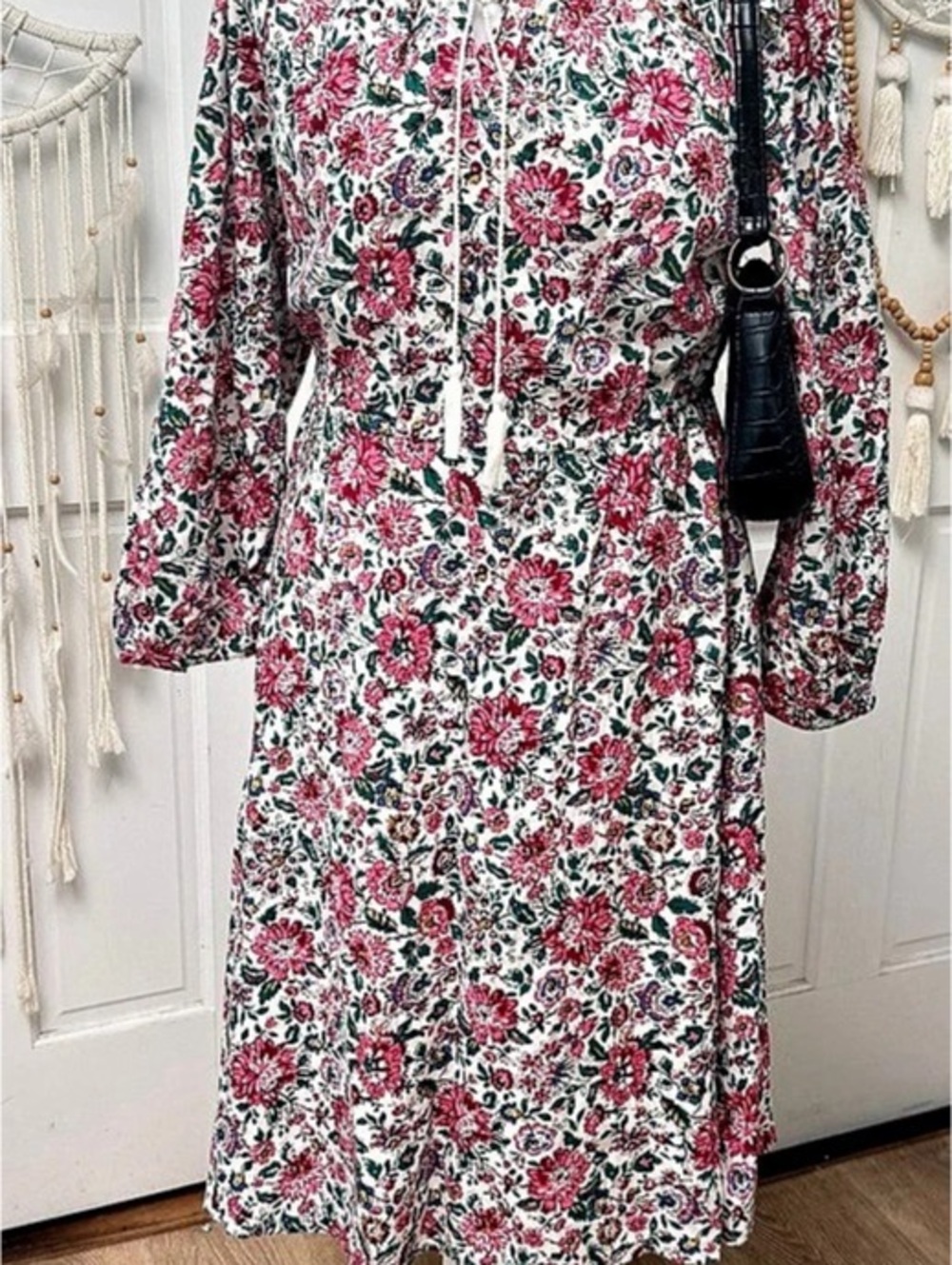 Old Navy Long-Sleeve Floral-Print Midi Swing Dress White & Pink